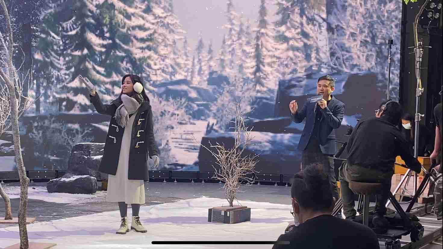 红龙扑克以ALED先进显屏技术，，与金马奖视觉特效团队“再现影像”携手合作打造LED虚拟摄影棚，，，提供沉浸式表演体验，，，，并精简拍摄成本与时间